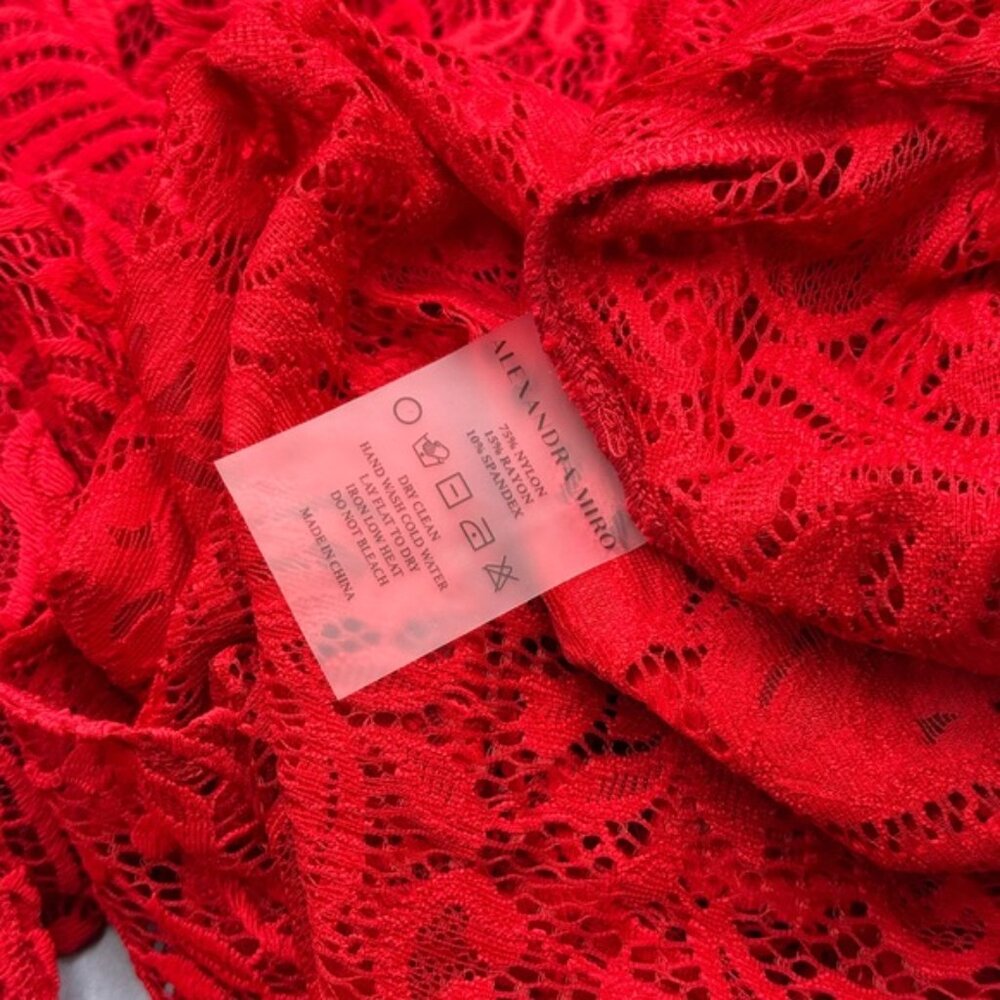 🆕 ALEXANDRA MIRO 🧿 NWOT Kara Long Boylen Sleeve Kaftan, Red Lace - Sz XS - Picture 14 of 14